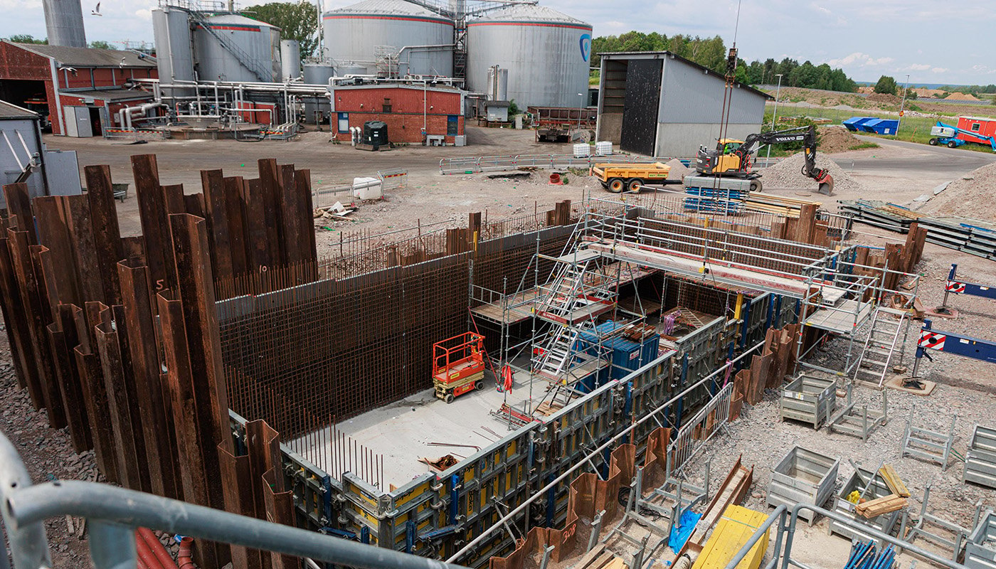 Tekniska verkens nya CCU-anläggning byggs upp bredvid företagets biogasfabrik i Linköping. Foto: Tekniska verken