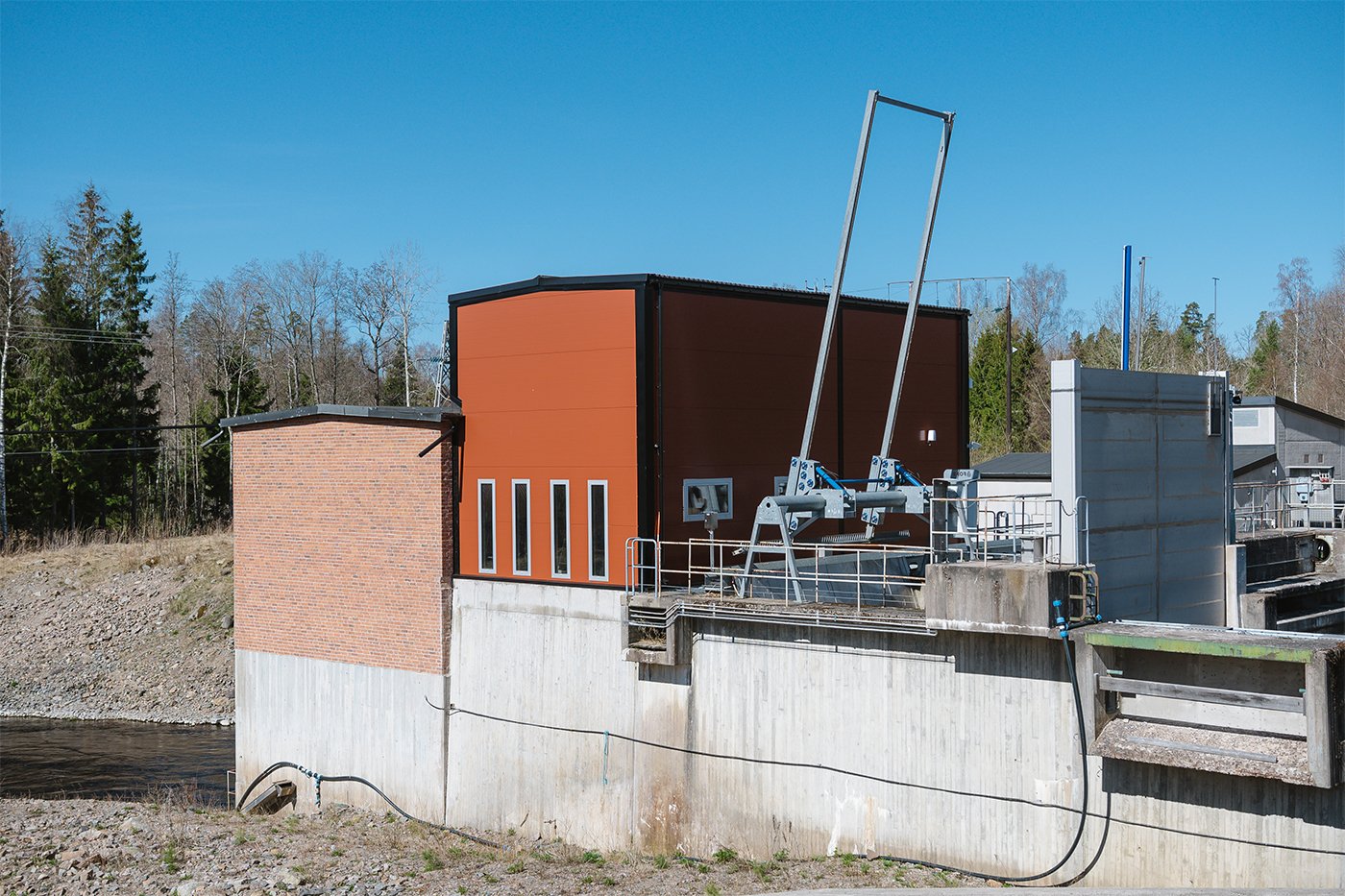 Hela anläggningen kopplades bort från Statkrafts ordinarie nät. På så sätt kunde olika idéer testas utan risk att övrig produktion stördes. Foto: Statkraft.